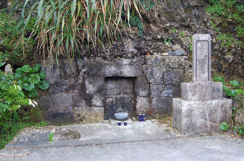 「赤墓ビーチ」誰にも教えたくない自然のオアシス！ 沖縄の観光スポット・ビーチまとめサイト